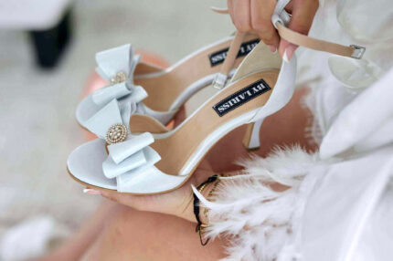 Sandale Lariss Piele Intoarsa Alb Sidef